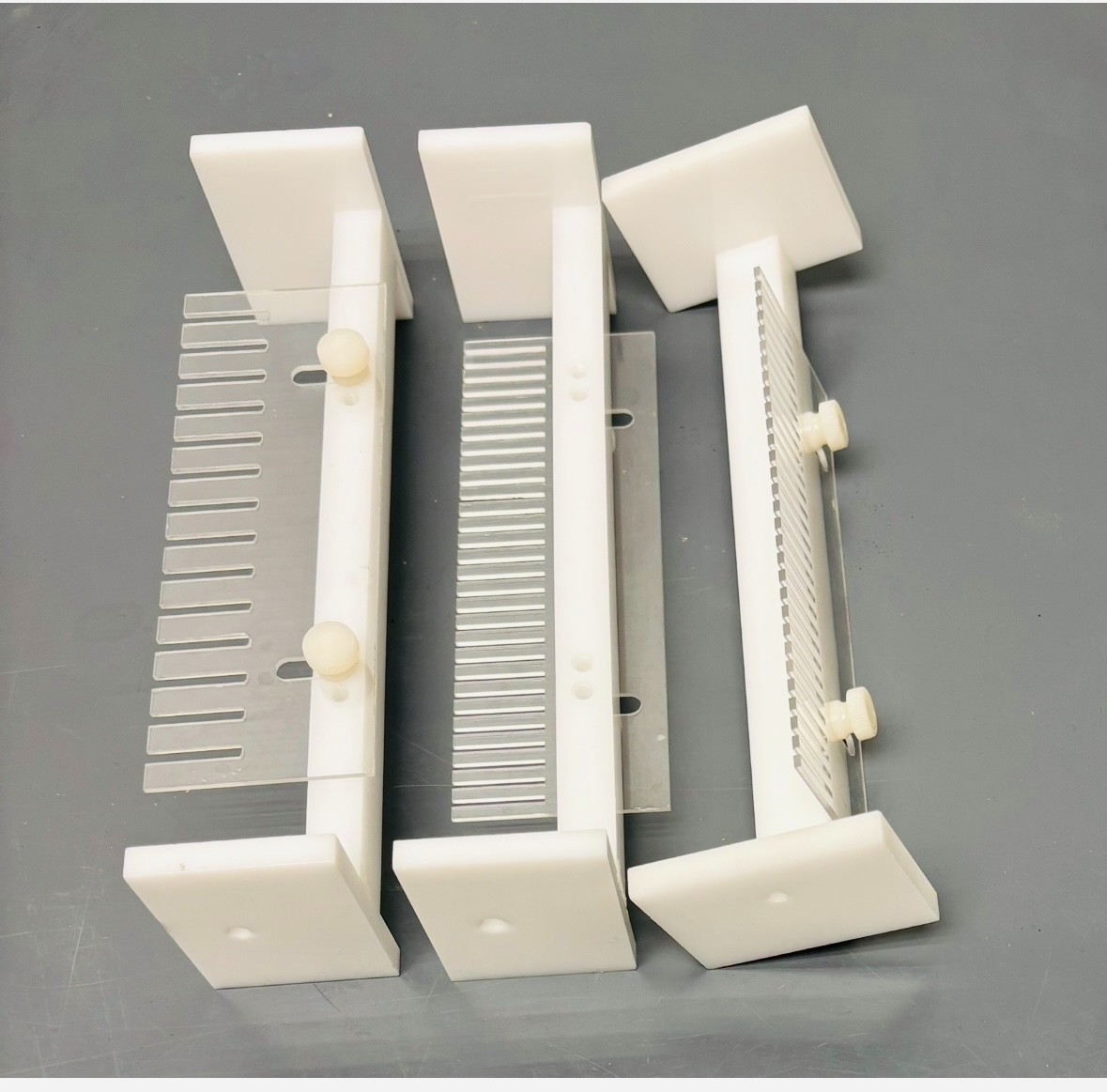 Lot of 3 Gel Comb