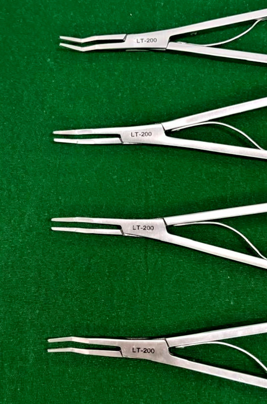 4 Pcs Open Surgery Clip Applicator LT 200 Endoscopy Reusable Instruments