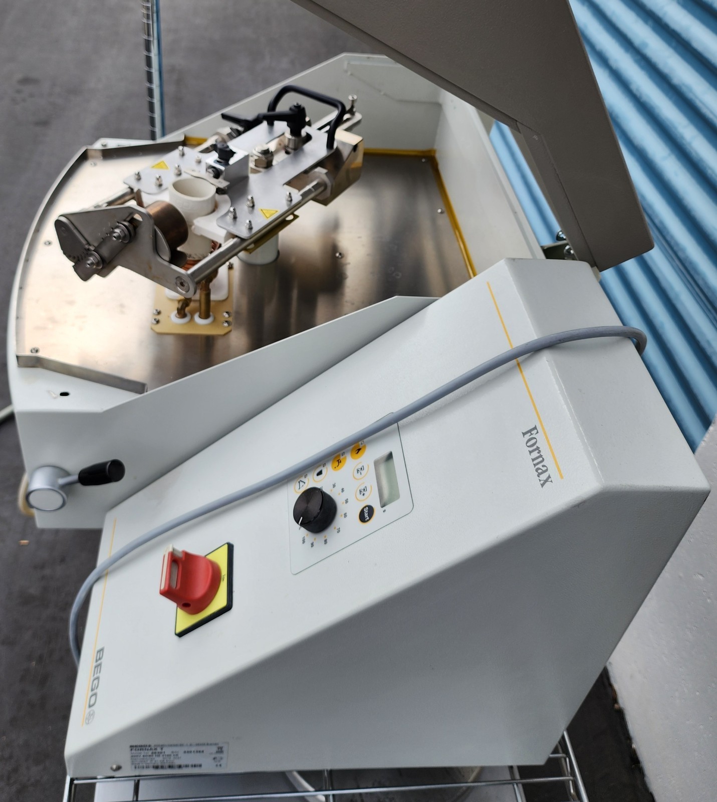 Bego Fornax T centrifugal induction casting machine for silver gold alloys