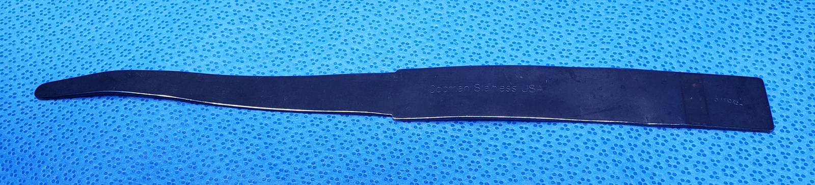 Codman 50-1530 Malleable Tapered Retractor Blade, 1/4″ & 3/4″, 9″