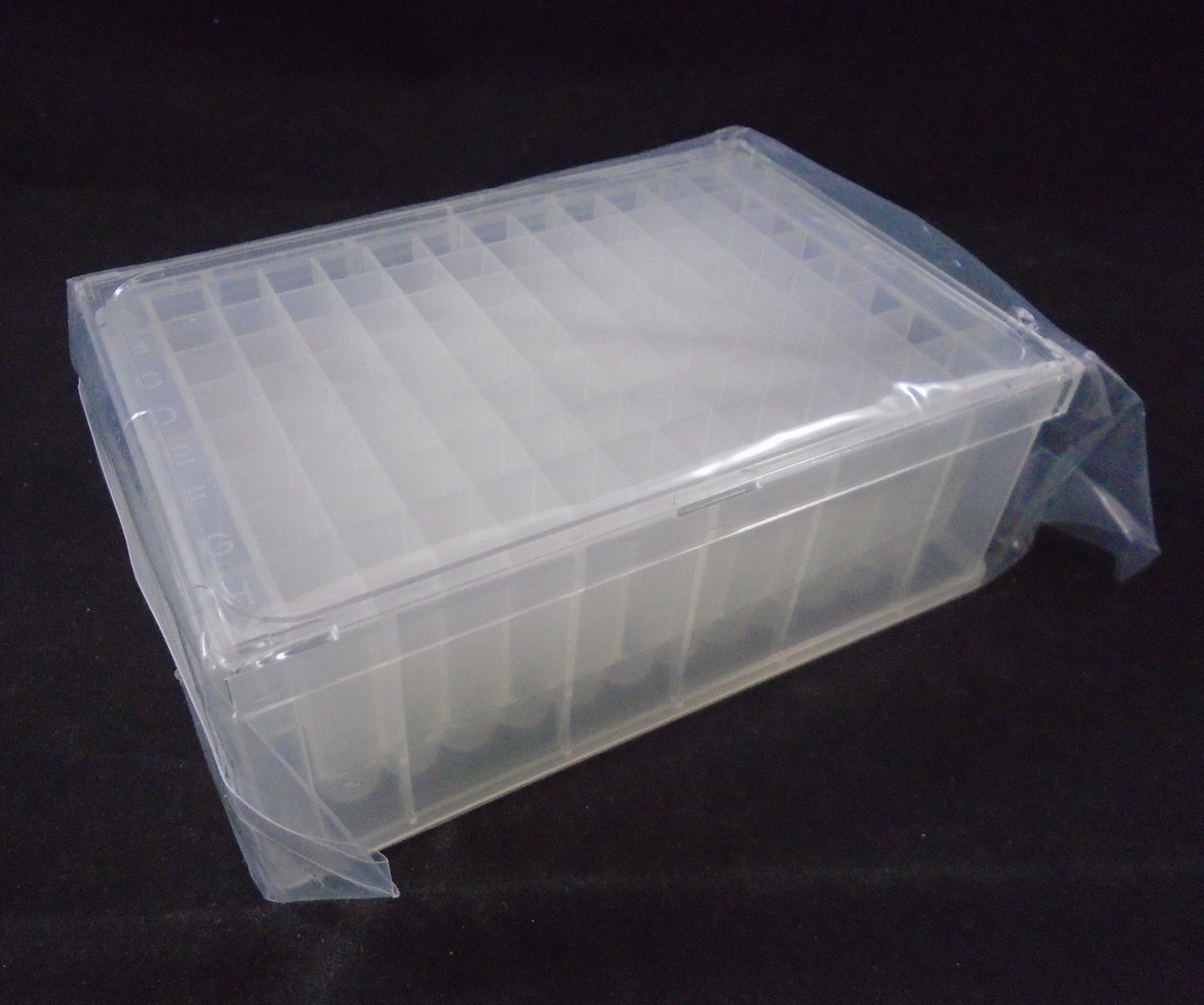 WHATMAN Polypropylene PP 96-Well 2mL Uniplate Round-Bottom Microplate Well