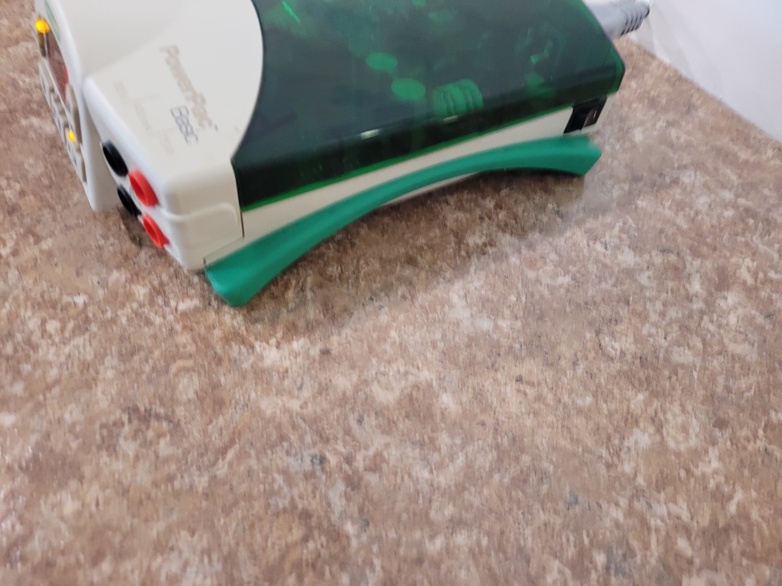 Bio Rad PowerPac Basic Green Power Supply For Protein Gel Electrophoresis