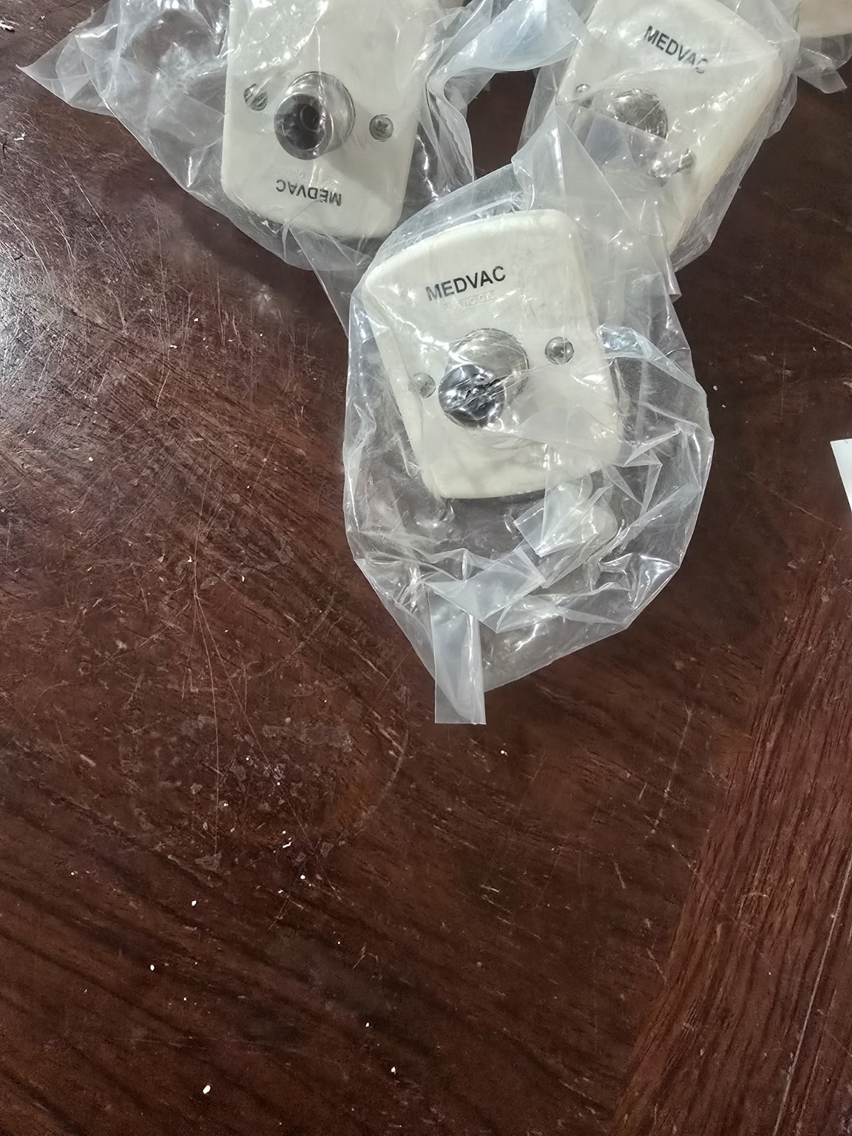LOT (14) Hill-Rom Puritan Bennett Wall Outlet Latch Valve Assembly VACUUM/MEDVAC