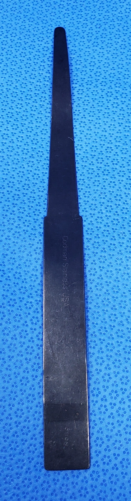 Codman 50-1530 Malleable Tapered Retractor Blade, 1/4″ & 3/4″, 9″