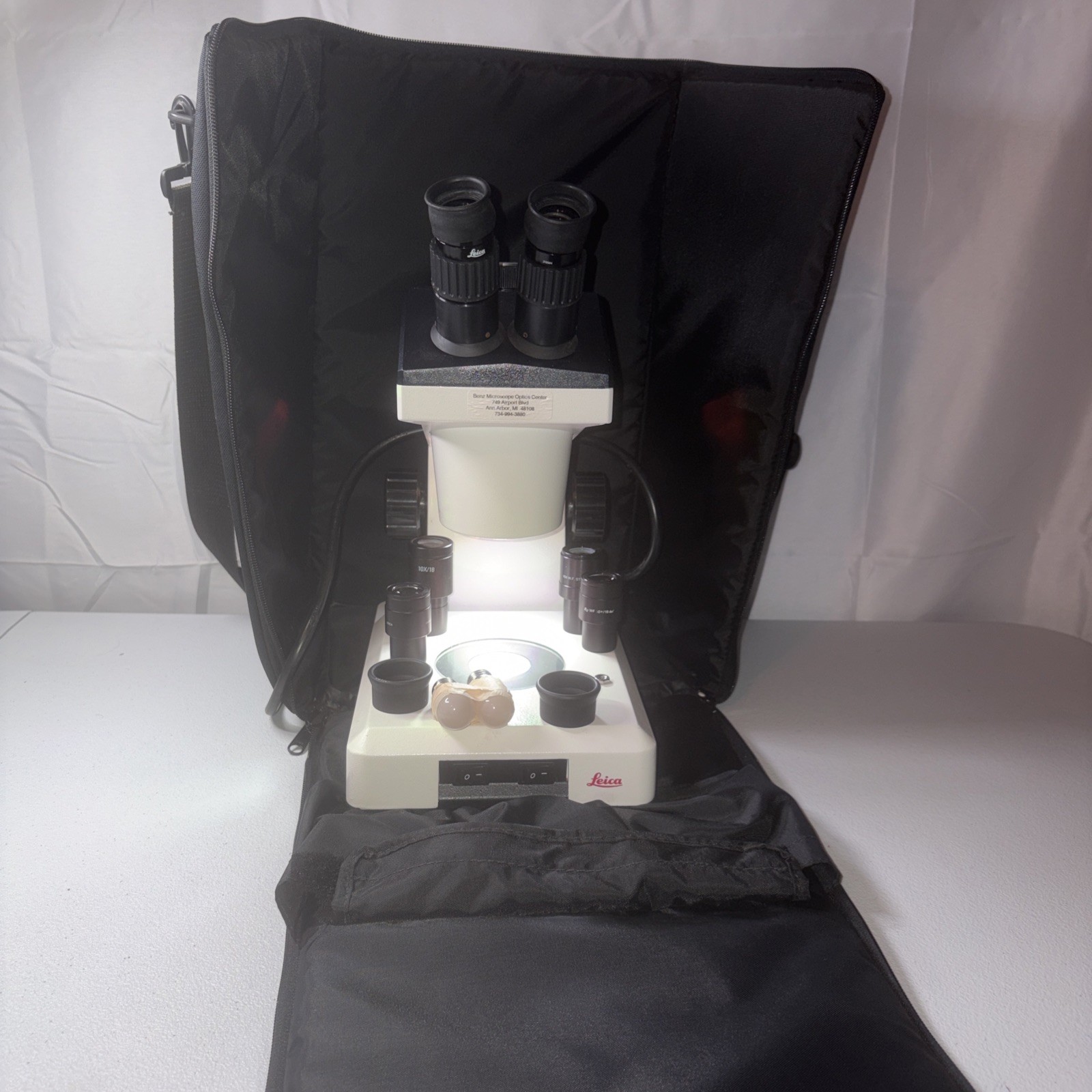 Leica Zoom 2000 Model Z45V Illuminated Stereo Microscope 10.5x – 45x Binocular